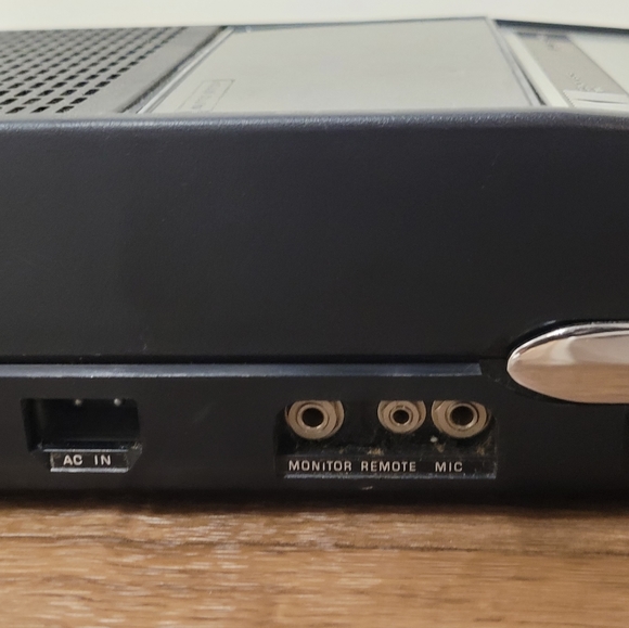 Vintage Panasonic RQ-409AS Portable Cassette Tape Recorder - Picture 6 of 6